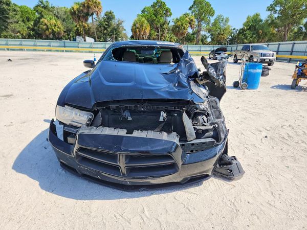 2014 DODGE CHARGER SE RWD