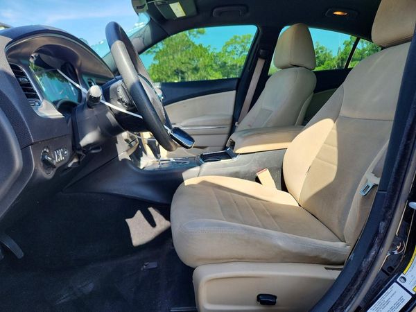 2014 DODGE CHARGER SE RWD