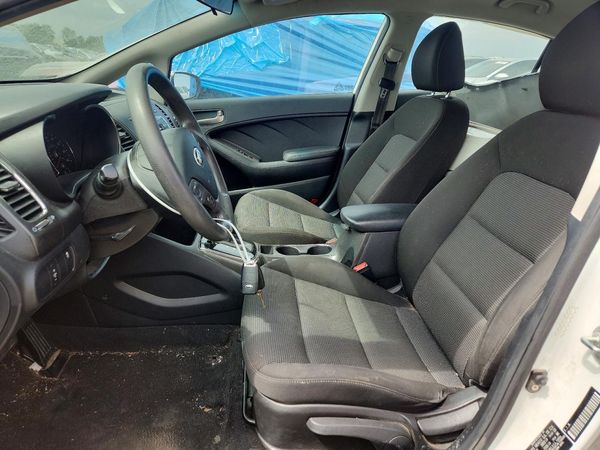 2017 KIA FORTE LX Base