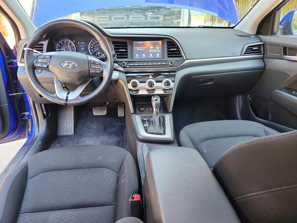 2019 HYUNDAI ELANTRA