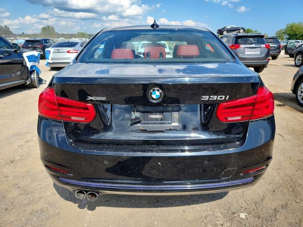2018 BMW 330