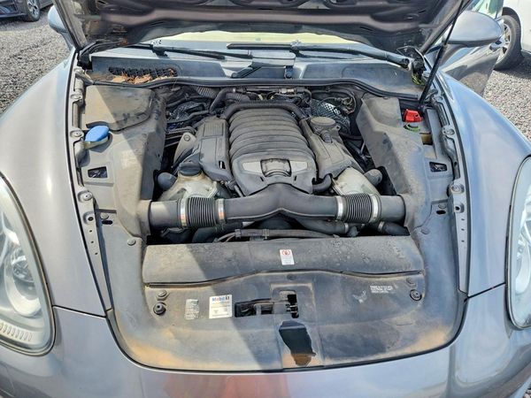2012 PORSCHE CAYENNE S