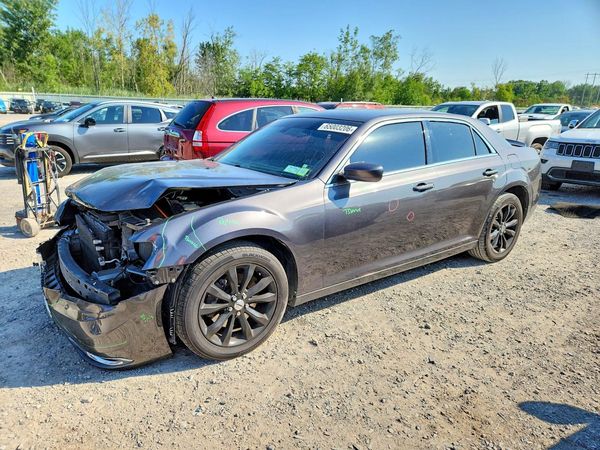 2018 CHRYSLER 300 300 Touring