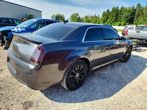 2018 CHRYSLER 300 300 Touring