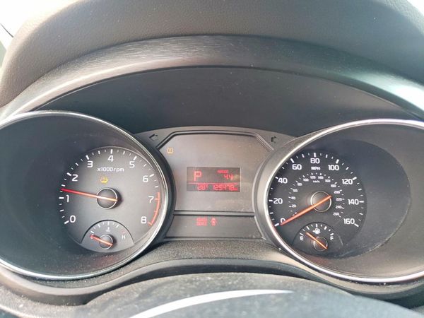 2016 KIA SEDONA