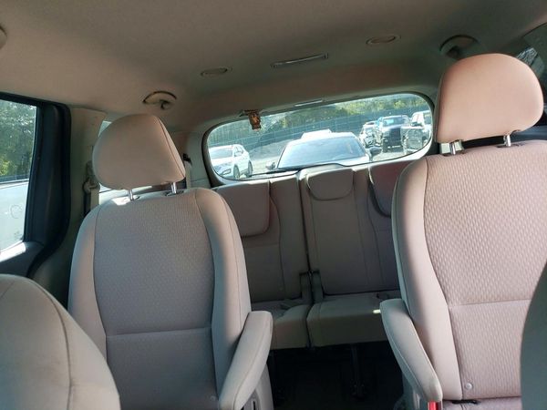 2016 KIA SEDONA