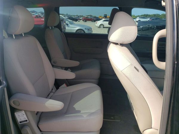 2016 KIA SEDONA