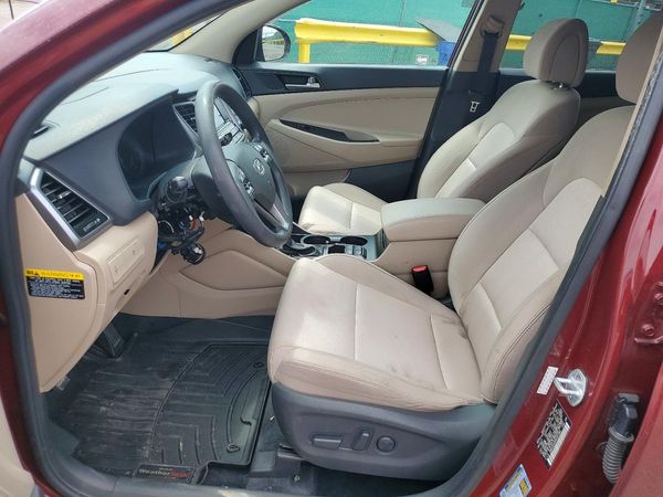 2017 HYUNDAI TUCSON