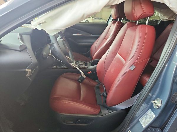 2023 MAZDA CX-30 Preferred Package — DENT