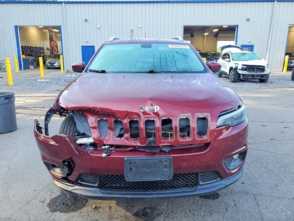 2019 JEEP CHEROKEE LATITUDE PLUS 4X4