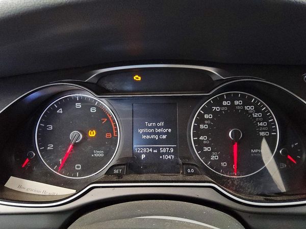 2014 AUDI A4 quattro Premium — ODOM
