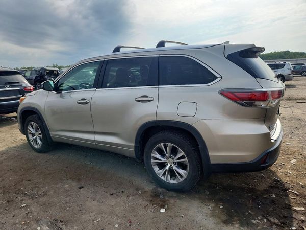 2015 TOYOTA HIGHLANDER