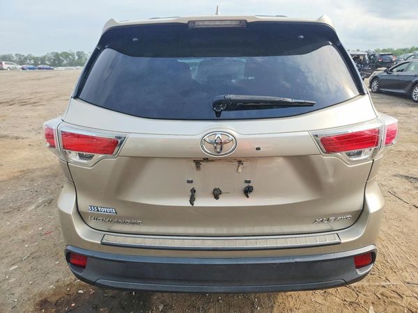 2015 TOYOTA HIGHLANDER