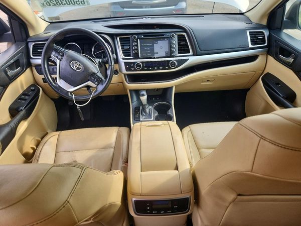 2015 TOYOTA HIGHLANDER