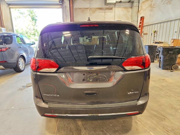 2018 CHRYSLER PACIFICA
