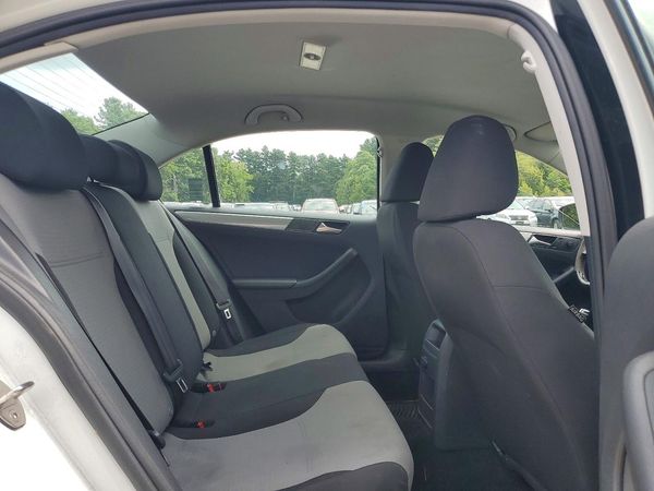 2017 VOLKSWAGEN JETTA S