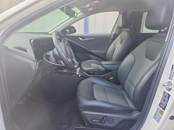 2024 KIA NIRO Wind