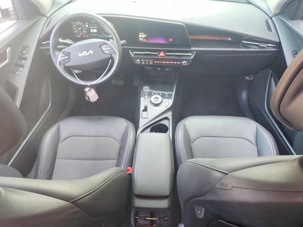 2024 KIA NIRO Wind