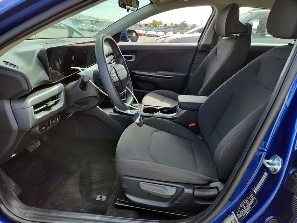 2026 KIA K4 LX, LXS