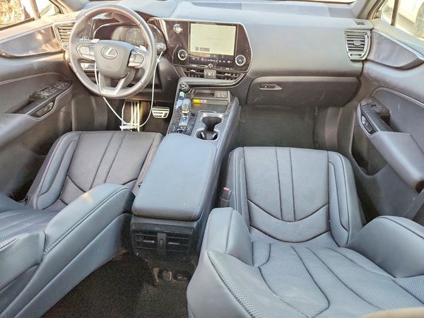 2025 LEXUS NX 350 350 F Sport Handling