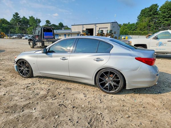 2015 INFINITI Q50