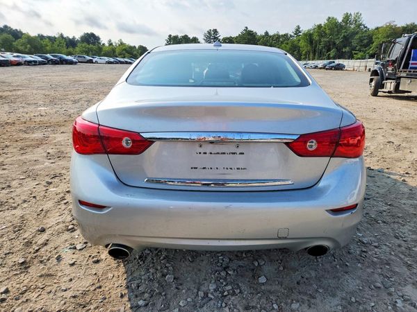 2015 INFINITI Q50