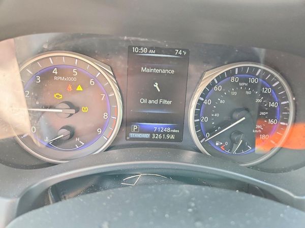 2015 INFINITI Q50