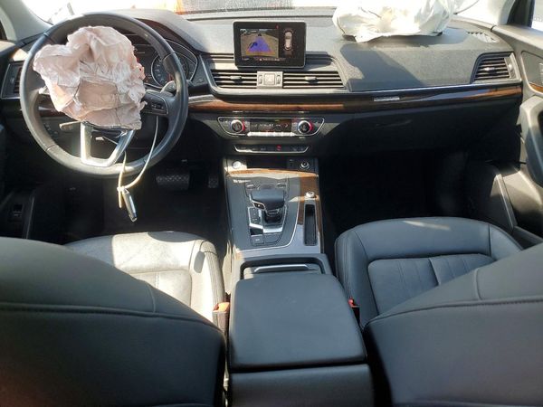 2020 AUDI Q5 quattro Premium