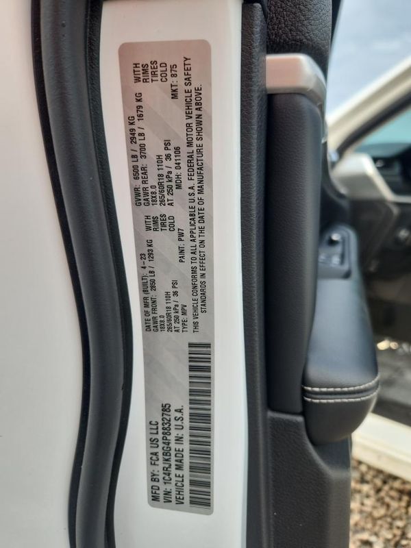 2023 JEEP GRAND CHEROKEE Limited