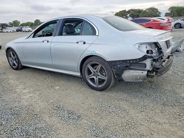 2019 MERCEDES-BENZ E E300