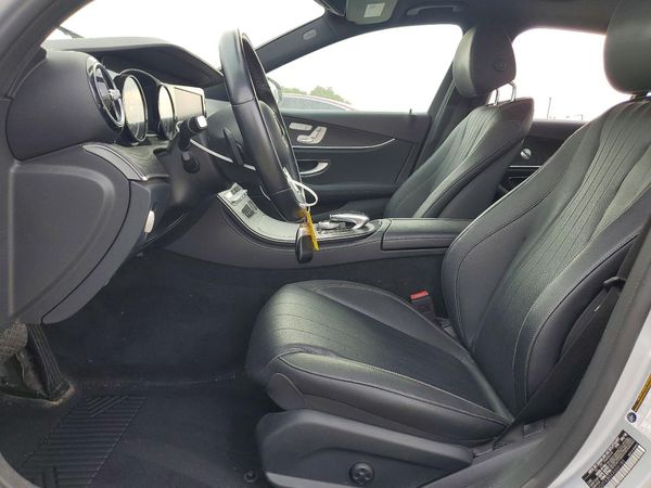 2019 MERCEDES-BENZ E E300