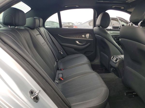 2019 MERCEDES-BENZ E E300