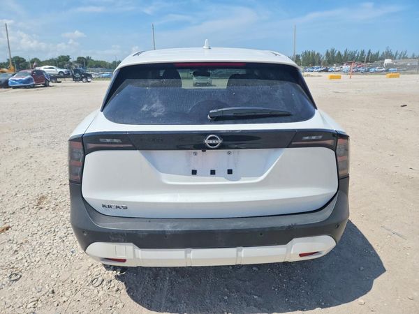 2025 NISSAN KICKS