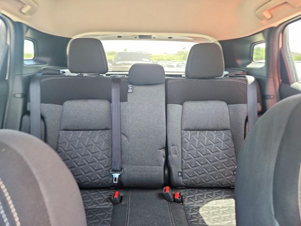 2025 NISSAN KICKS