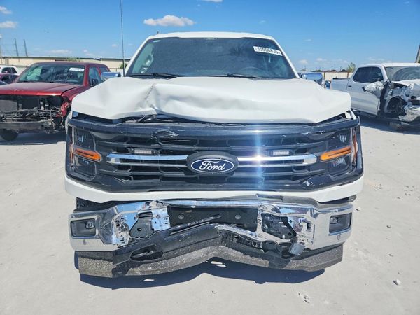 2025 FORD F150