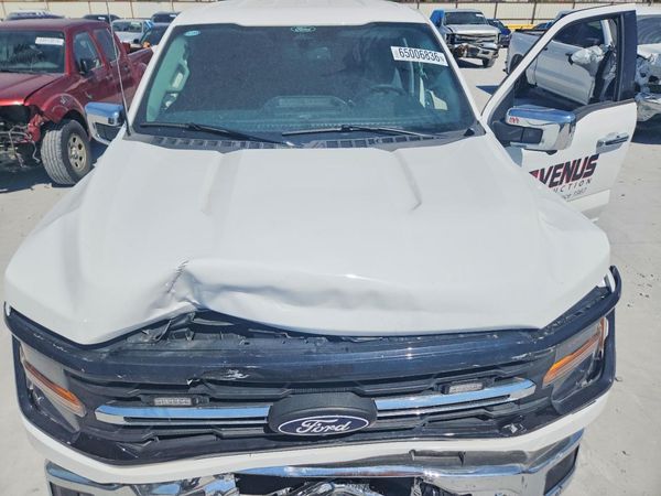 2025 FORD F150