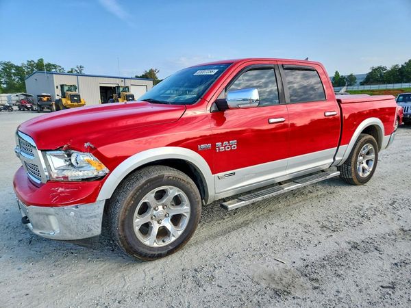 2015 RAM 1500 LARAMIE CREW CAB 4X2