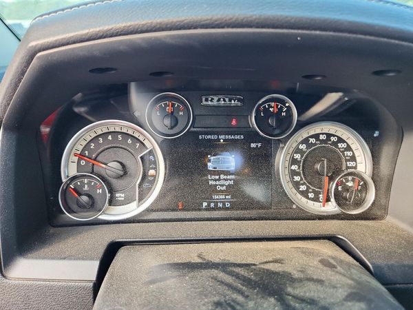 2015 RAM 1500 LARAMIE CREW CAB 4X2