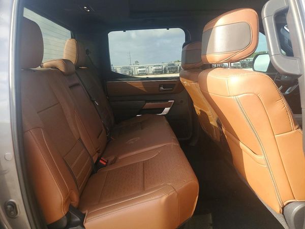 2023 TOYOTA TUNDRA