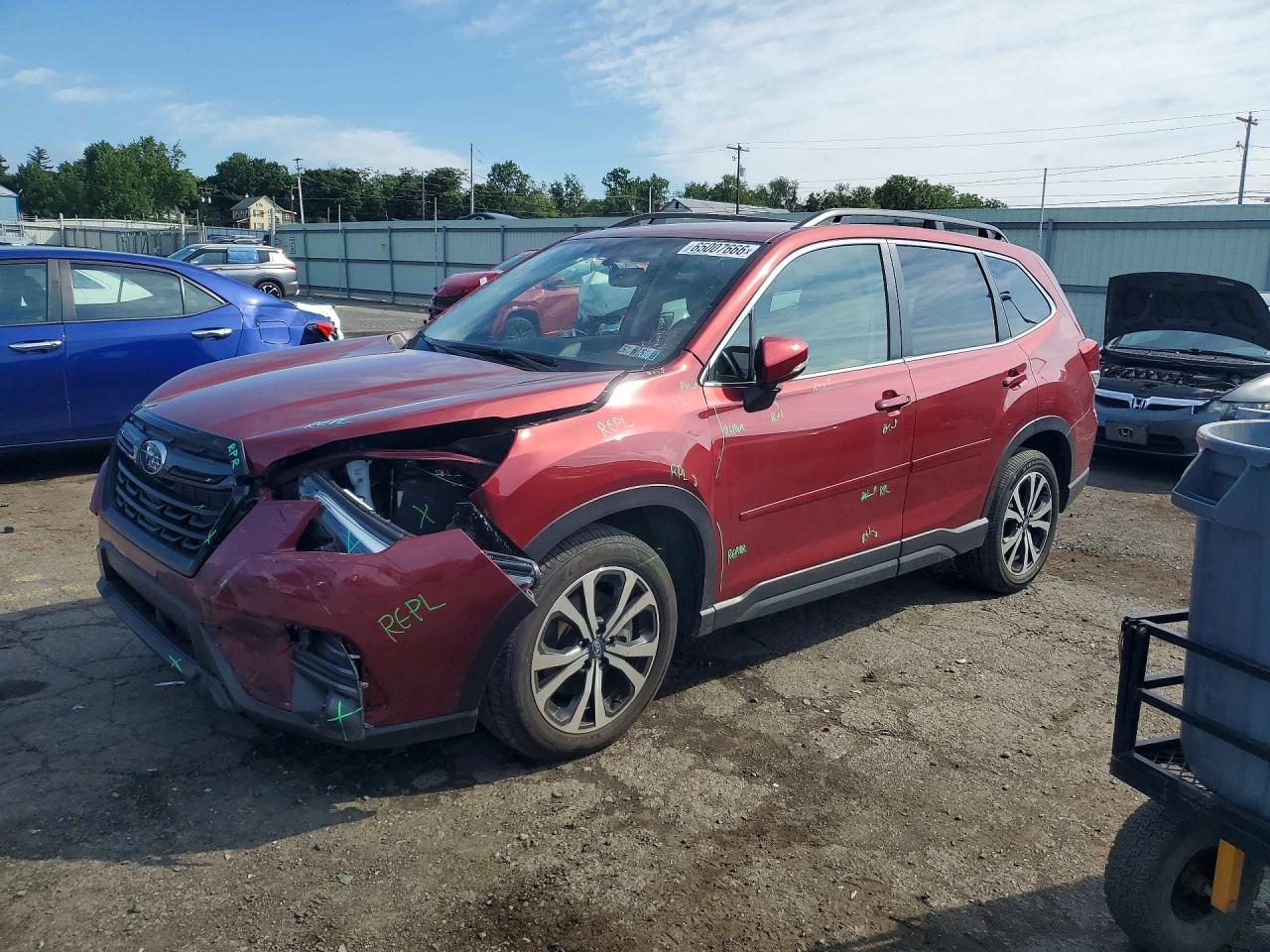 2023 SUBARU FORESTER