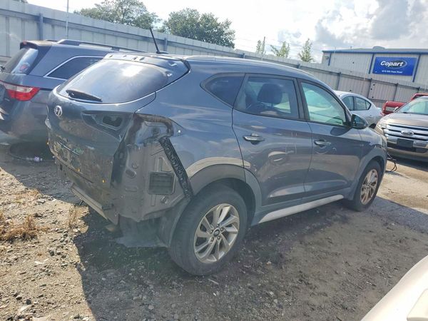 2017 HYUNDAI TUCSON