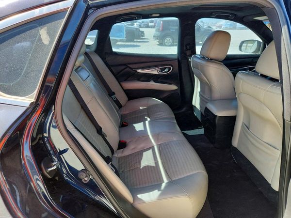 2016 INFINITI Q70