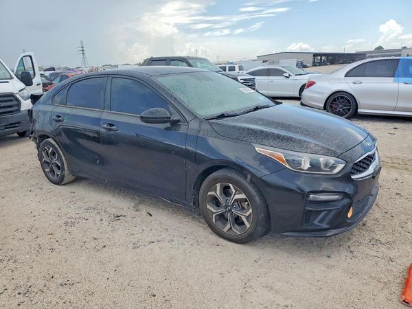 2021 KIA FORTE FE, LXS