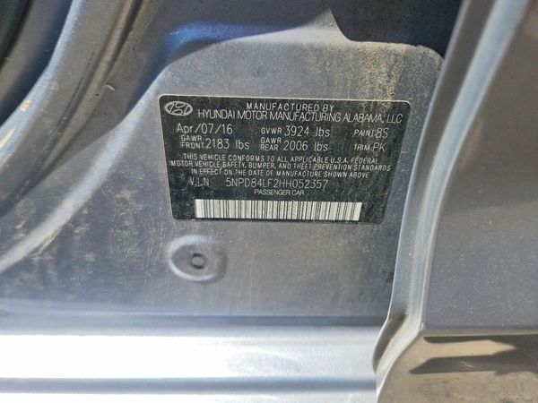 2017 HYUNDAI ELANTRA