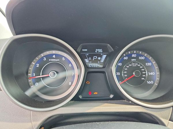 2015 HYUNDAI ELANTRA