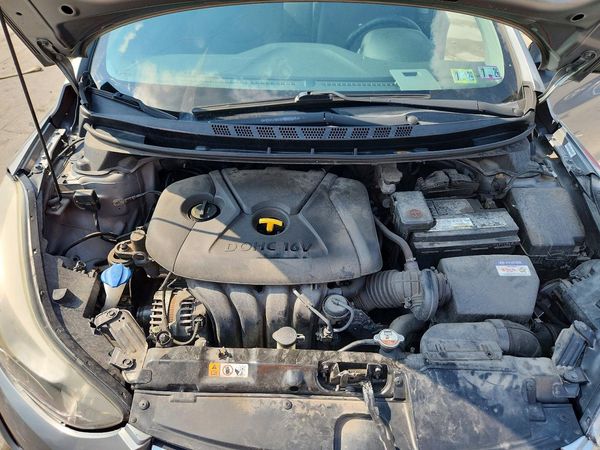 2015 HYUNDAI ELANTRA