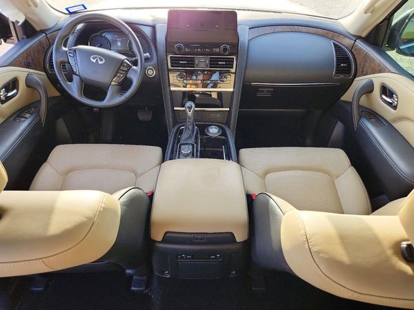 2024 INFINITI QX80 Base