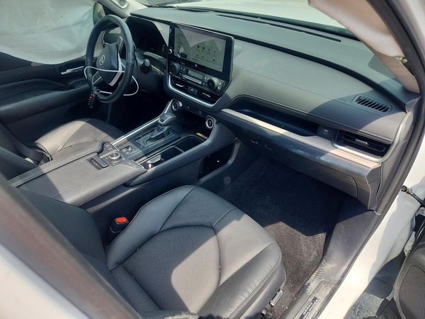 2025 TOYOTA GRAND HIGHLANDER