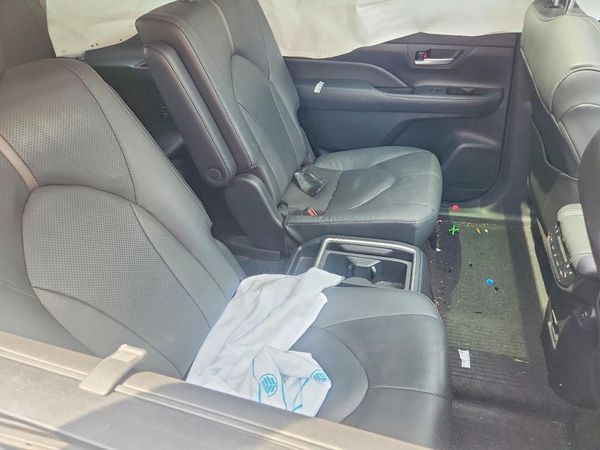 2025 TOYOTA GRAND HIGHLANDER