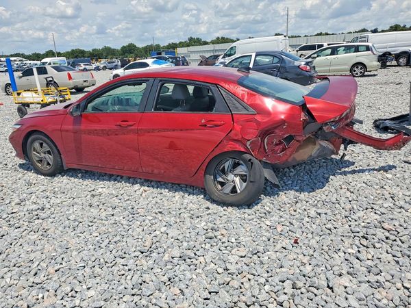 2024 HYUNDAI ELANTRA